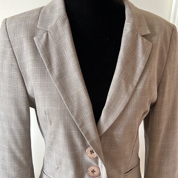 💕Teenflo Tan Glen Check Classic 2 Button Tailored Blazer 8 EUC - Picture 2 of 11